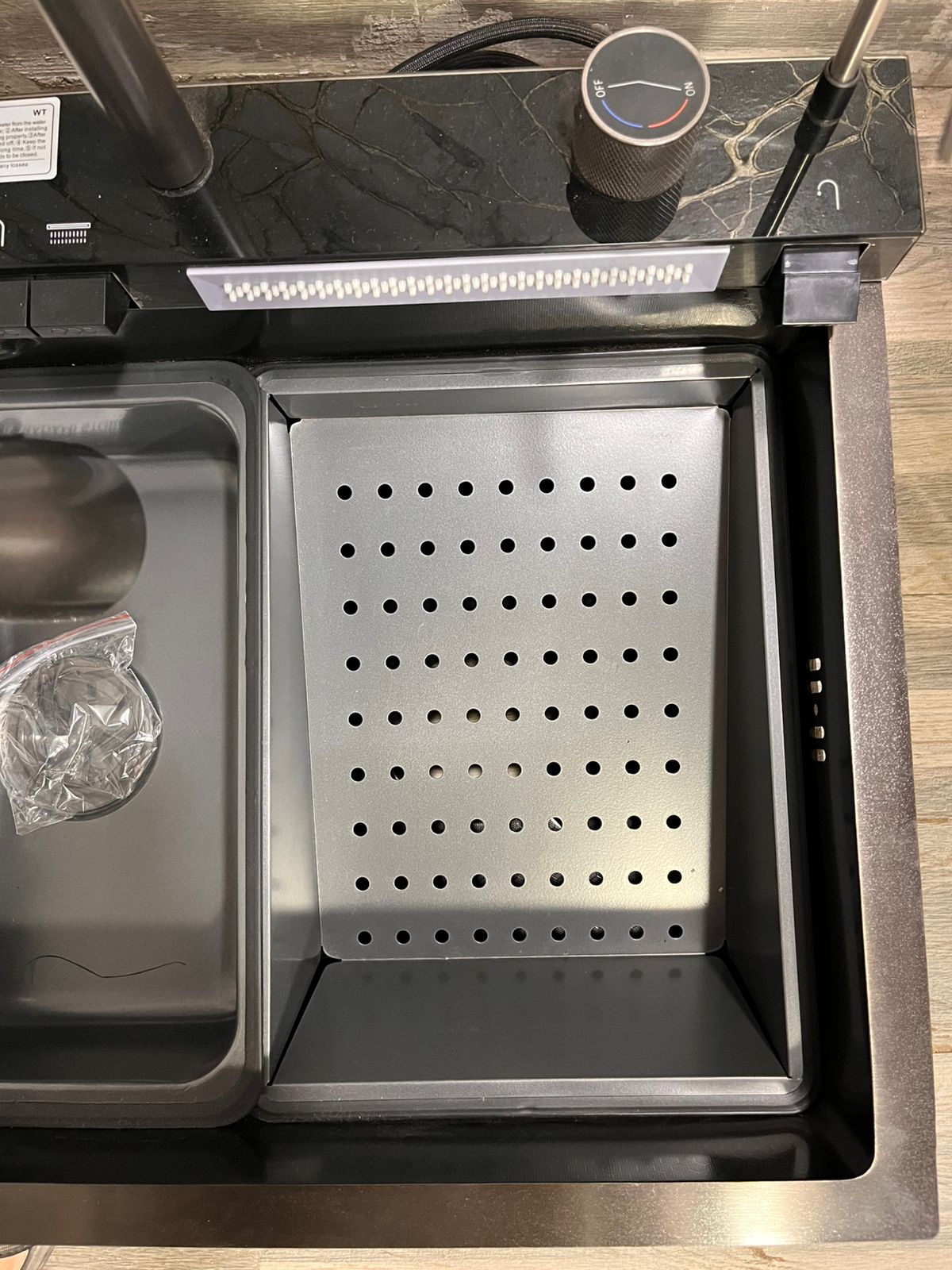 KITCHEN SINK HIGH FEATURES (IMPORTED)